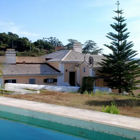 With 2 Bedrooms In Alenquer, With Wonderful Mountain View, Private Pool... Alenquer